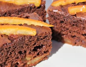 Gâteau au yaourt ultra moelleux : chocolat et oranges confites