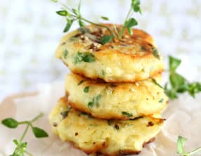 Galette de purée aux herbes et graines