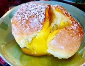 Beignets au four au passion curd