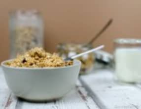 Granola maison au beurre de cacahuètes