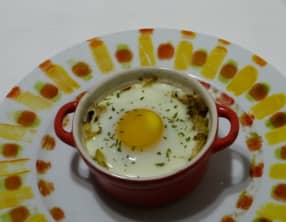 Oeufs cocotte aux légumes verts