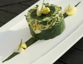 Gâteau alcalin d’œufs et légumes en mousseline