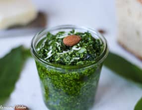 Pesto ail des ours sans pignon de pin