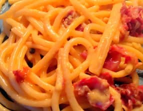 Bucatinis à la carbonara