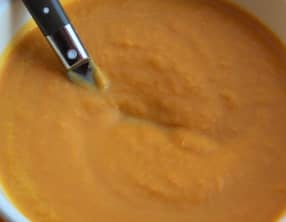 Velouté de carottes au roquefort