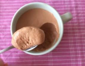 Mousse sans oeuf au chocolat et caramel