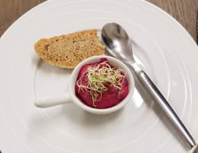 Purée de betterave et noix de cajou