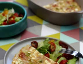 Clafoutis salé aux poireaux, bacon et féta