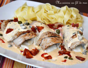 Involtinis de veau à la mozzarella et chorizo, câpres et piment doux du Chili