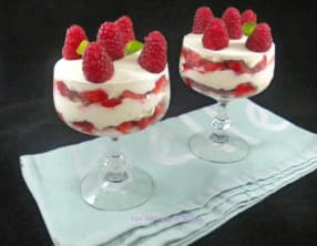 Tiramisu express aux fraises et aux framboises