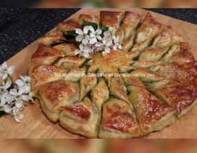 Tarte soleil pour l'apéro au pesto à l'ail des ours, graines de sésame et pavot