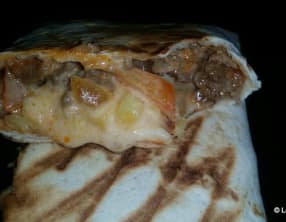 Tacos lyonnais à la sauce gruyère