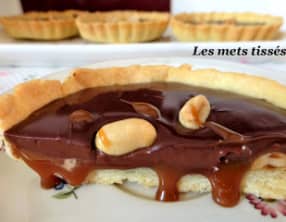 Tartelettes chocolat caramel et cacahuètes