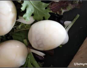 Oeufs marbrés au thé fumé