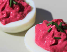 Œufs mimosa à la Betterave