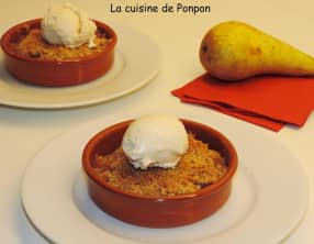 Crumble poire et liqueur Williams