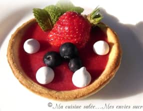 Tartelettes panna cotta au sirop de gingembre ey coulis de fraises