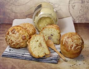 Petits moelleux au fromage moutarde et lardons
