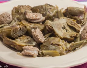 Artichauts aux saucisses