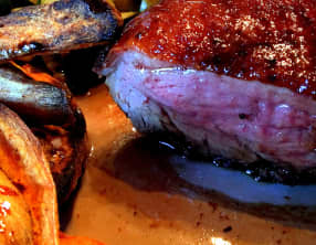 Magrets de canard à la plancha et sa sauce au miel