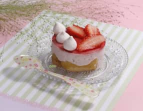 Entremets au yaourt et aux fraises