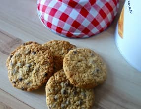 Cookies aux perles de chocolat et flocons d'avoine