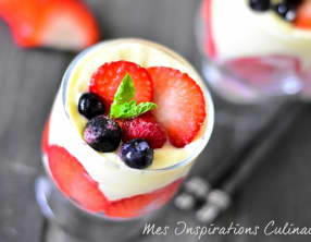 Verrines fraise a la creme de mascarpone