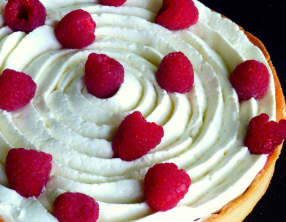 Tarte framboises et mousse de fromage blanc