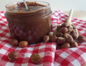 Pâte à tartiner aux noisettes et au cacao