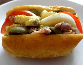 Beignets salés, fourrés, les fricassés