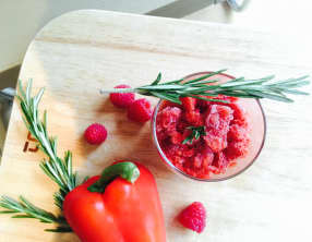 Granité poivron, framboise et romarin