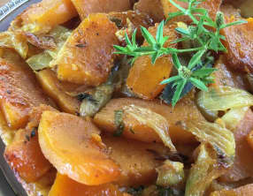 La tarte tatin au giraumon et curry