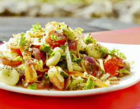 Salade composée alcaline d’été « spéciale belle peau »