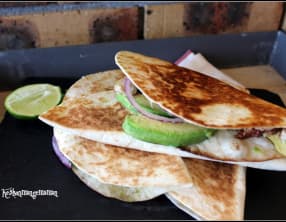 Quesadilla mexicaine à l'avocat