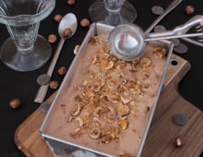 Le semifreddo au chocolat et noisettes caramélisées