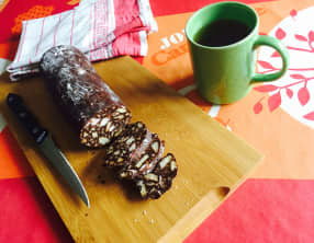 Salame de chocolate ou saucisson au chocolat