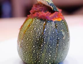 Courgettes rondes farcies à la bolognaise