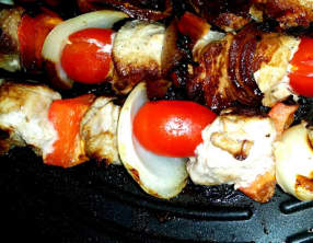Brochettes grillées de porc