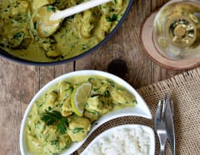 Poulet au lait de coco, curry et citron vert