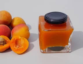 Confiture d'abricots à la vanille
