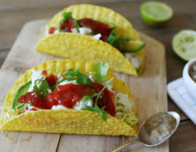Tacos au poisson, à l'avocat et à l'aubergine