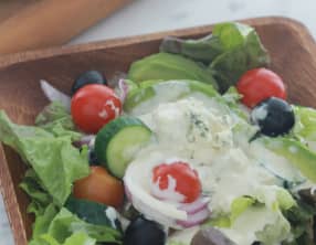 Salade sauce au fromage bleu
