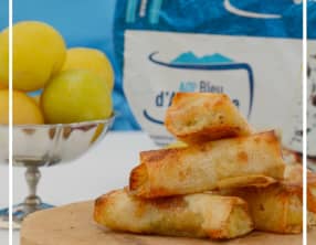 Nems au Bleu d'Auvergne et aux prunes