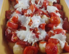 Gratin de gnocchis aux tomates caramélisée et à la burrata