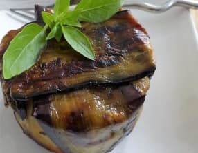 Charlotte d'aubergine aux légumes du soleil