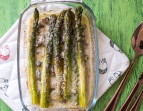 Asperges et champignons gratinés