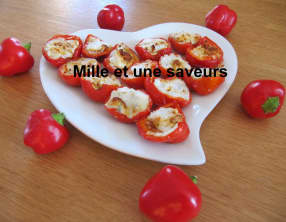 Mini poivrons farcis au fromage de chèvre et chorizo
