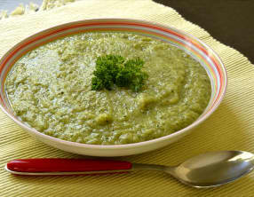 Purée de courgette à l'ail et aux graines de chia
