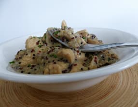 Quinoa au poulet et aux champignons, façon "one pot"