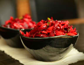 Salade de betteraves rouges au citron et à la coriandre fraîche